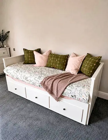 Ikea white Hemnes Daybed with Ikea mattress
