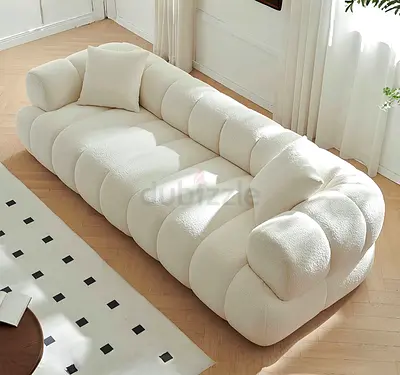 Cream Curved Tufted 3-Seater Sofa - Plush Bouclé Upholstery