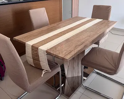 Wooden Extendable dining table * Capacity: Up to 6–8 with extension With four chairs for free