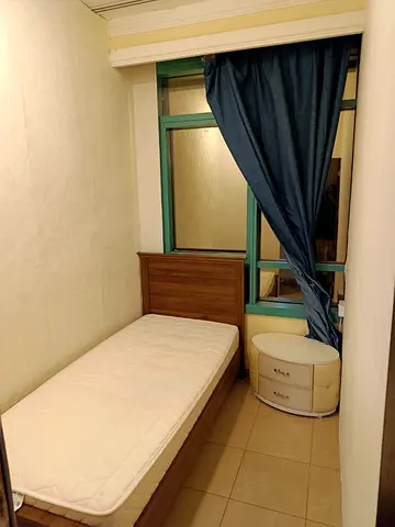 Room fully furnished in Dubai Marina only 1500