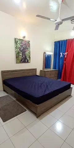 Modern Wooden Bed Set with Matching Dresser and Mirror