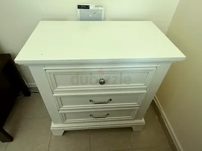 2 White 3-Drawer Wooden Nightstand / Bedside Cabinet - Very Good Condition
