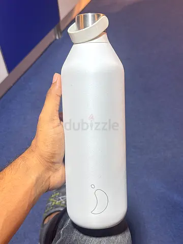 White insulated reusable water bottle, 500-750ml (good condition)