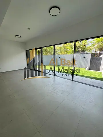 * Live in Nature and Luxury at Masaar Robinia 🌿🏡