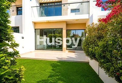Landscaped | Close to Malibu | Vacant