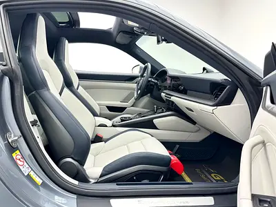 صورة مصغرة 12 لـ 2025 Porsche 911