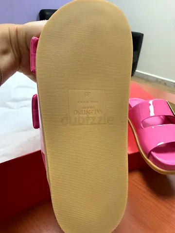 Pink Valentino leather slide sandals - EU 35