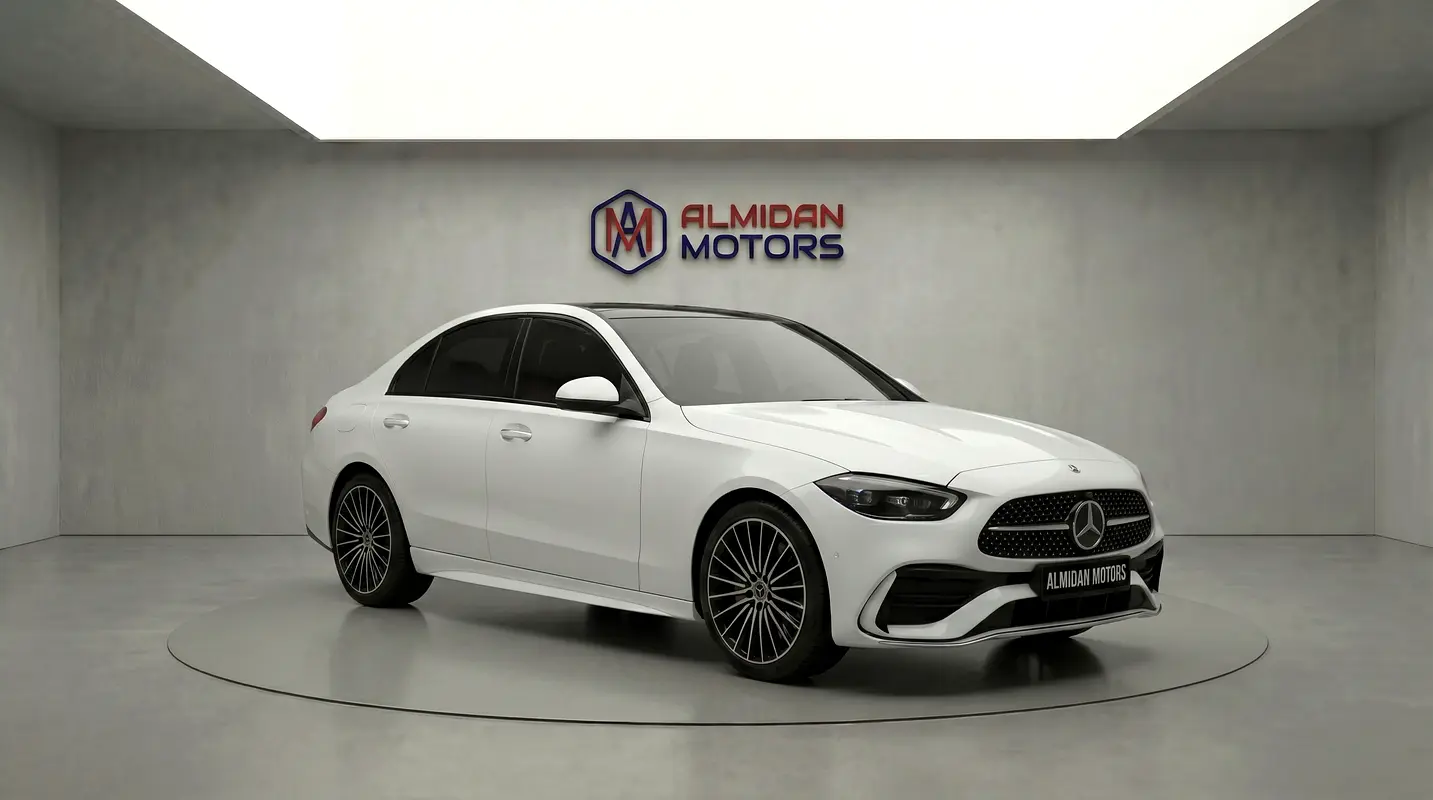 Mercedes-Benz C-Class 2023 — photo 1 of 15