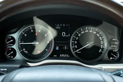 2021 Toyota LAND CRUISER — миниатюра 14
