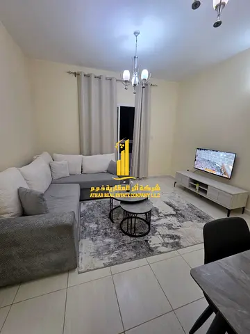شقه فاخره ثاني ساكن غرفه وصاله مع بلكونه مفتوحه.عجمان الراشديه 3. مفروش بالكامل للإيجار الشهري✨الإيجار يشمل الفواتير والإنترنت