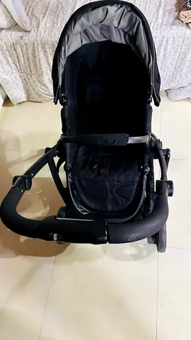 Graco evo Black full-size baby stroller/pram in good condition