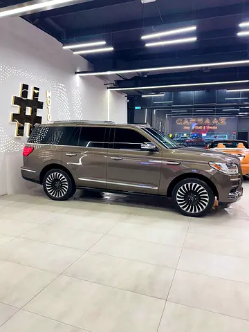 Ford Lincoln Navigator