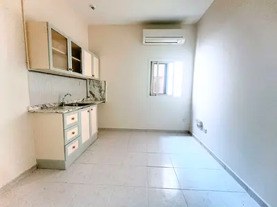 Spacious Studio for family close to Sheikh Zayed road including Municipality
