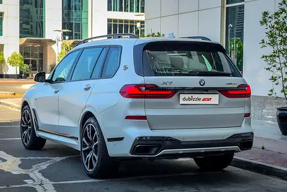 2022 BMW X7 thumbnail 6