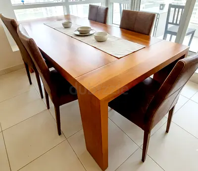 Wooden Dining Table with 6 Chairs – Moving Out Sale!