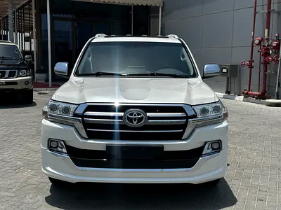 Toyota Land Cruiser VXR 5.7 2019