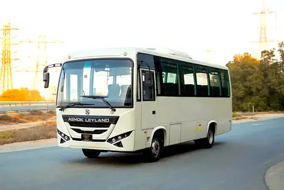 Ashok Leyland | Oyster 32-Seater | GCC Specs | Ref#AB5995