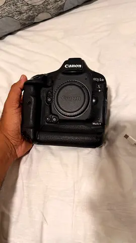 Canon EOS-1D X Mark II DSLR Camera Body