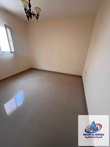 **Beautiful 1-bedroom apartment in Al Qulayaah (second tenant). Spacious layout, central A/C and gas, close to all services and the Corniche, easy acc