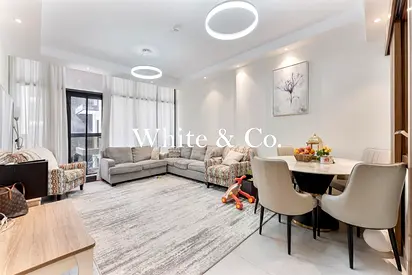 Duplex Unit | Spacious Layout | 3 Bedroom