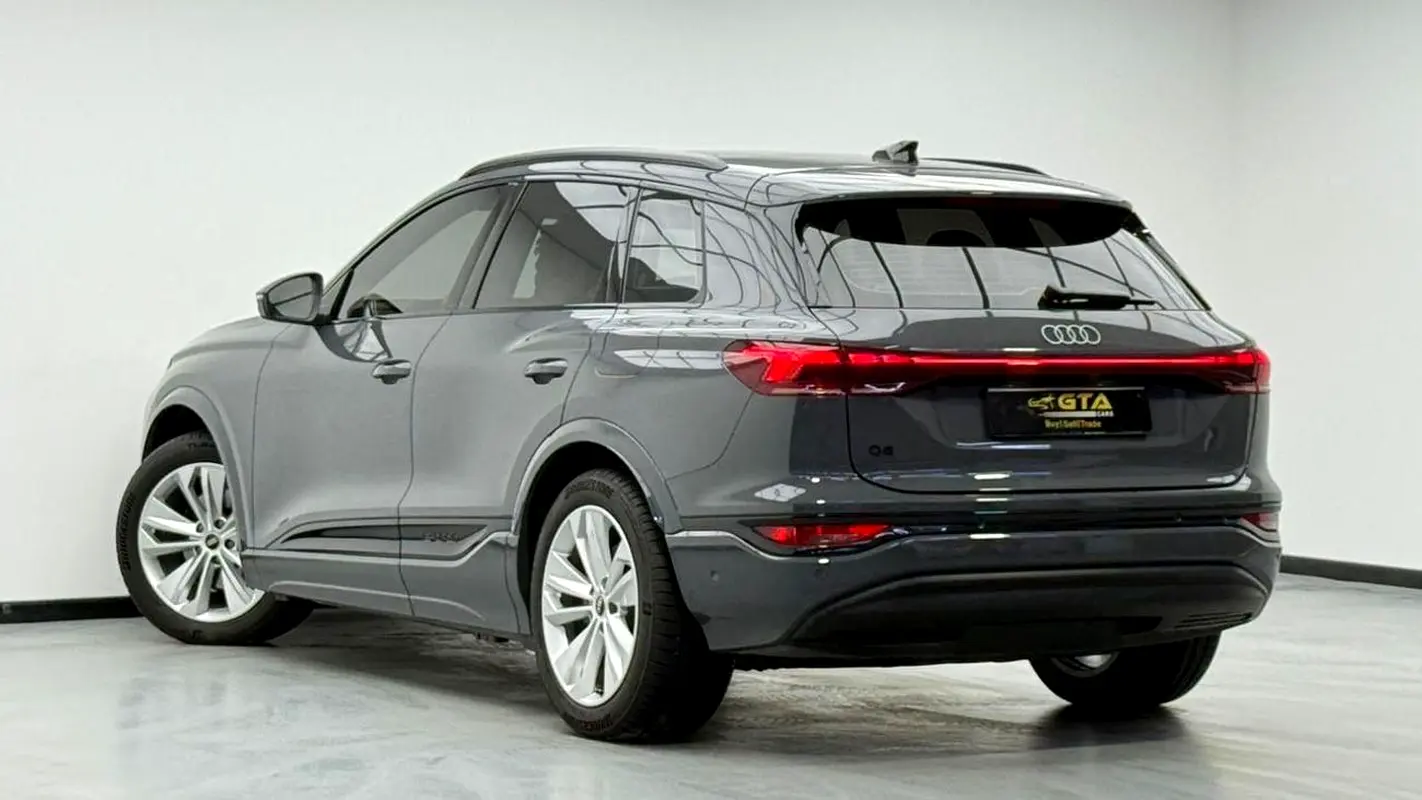 Audi Q6 e-tron 2025