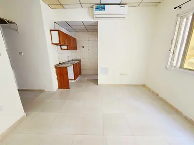 SPECIOUS STUDIO APARTMENT FOR FAMILY SPLIT AC