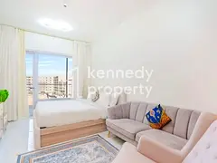 Pool View | Bright Apartment | Ideal Location