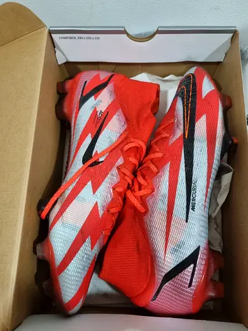 Nike Mercurials football boots for Sale!