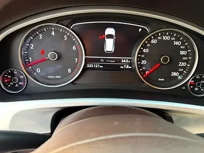 صورة 11 لـ 2014 Volkswagen TOUAREG