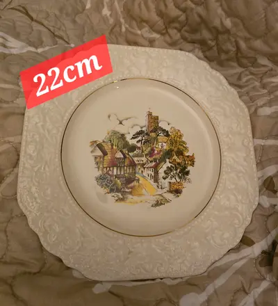 England Vintage Hand Crafted Decoration Plate