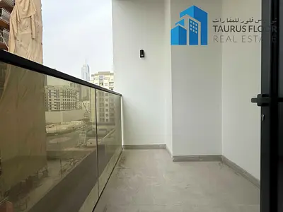 Brand New | Modern 1BR with Study or Maidsroom