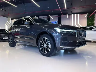 صورة 4 لـ 2022 Volvo XC60