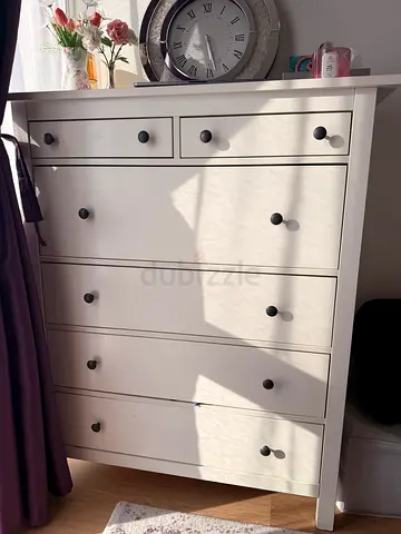White 6-Drawer Chest of Drawers — Good Condition