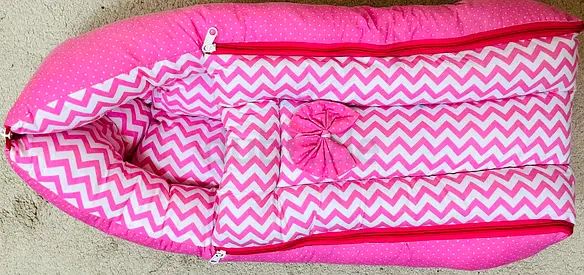 Pink Baby Nest Lounger / Portable Infant nest (Good Condition)