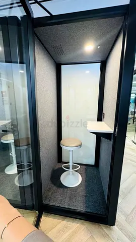 Mute Pod Meeting Booths