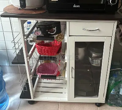 kitchen cabinet