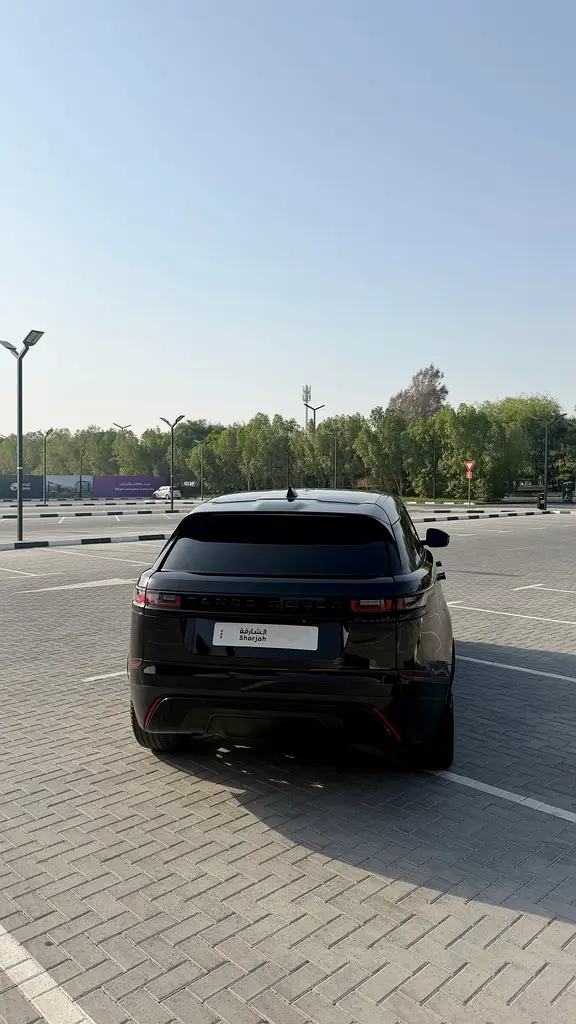 Land Rover Range Rover Velar 2019 — photo 1 of 8