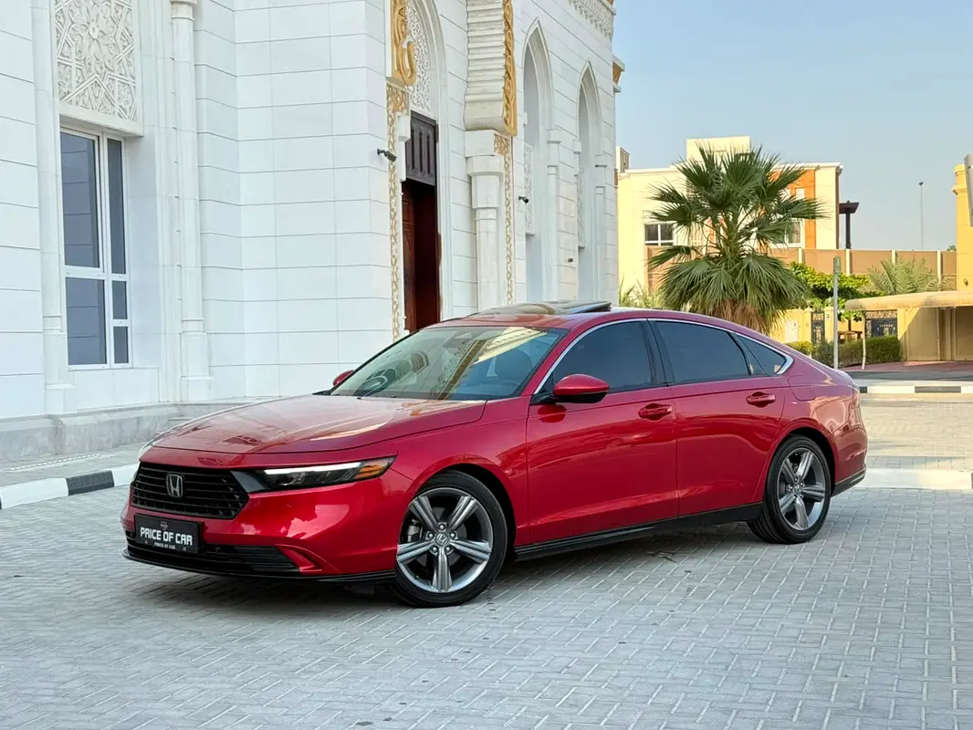 Honda Accord 2024 — photo 1 of 20