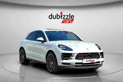 AED 2887/month | 2020 Porsche Macan  | GCC Specs | Ref#473426