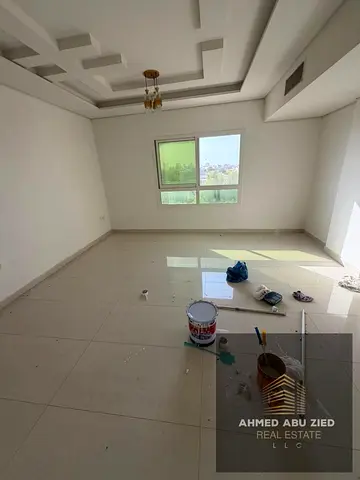 3 Bedrooms, Large Hall, Spacious Kitchen, Open-View Balcony, Built-in Wardrobes, 1 Month Free, Prim