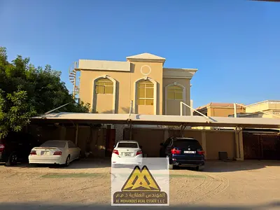 10 غرف نوم مجلس صالة واسعة حوش خاص
