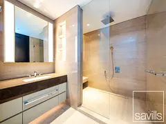 Skyline Elegance | Luxurious 4-Bedroom Apartment