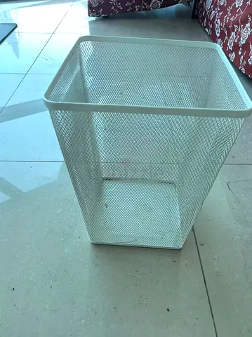 White metal mesh waste bin - good used condition