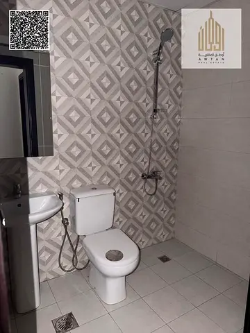 Spacious Brand-New Three-Bedroom Apartment Close to China Mall