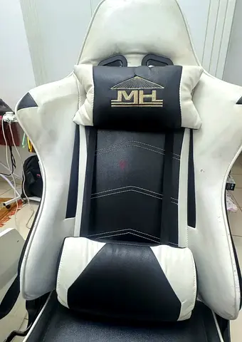 Gaming chair