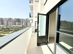 Spacious | Low Floor | Ready to Move In — 2