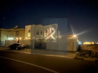 فيلا فاخرة للإيجار في الرقايب | 6 غرف نوم | تصميم مودرن | مجلس وصالة عائلية | موقع مميز