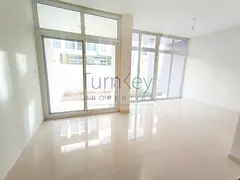 Spacious Layout | 3BR Townhouse | Ready to Move