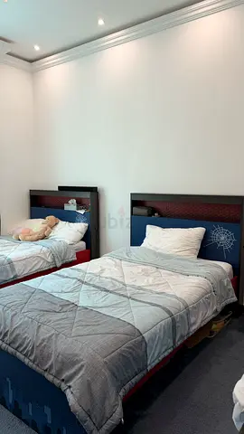 Set of 2 Single Beds with Headboards — Good Condition ( 400 for each ) 800 for both