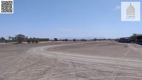 For sale: Land in Al Manama, Ajman, G+2, freehold for all nationalities. The land is located in Al Manama 14.Land area: 160 square meters (1722 square